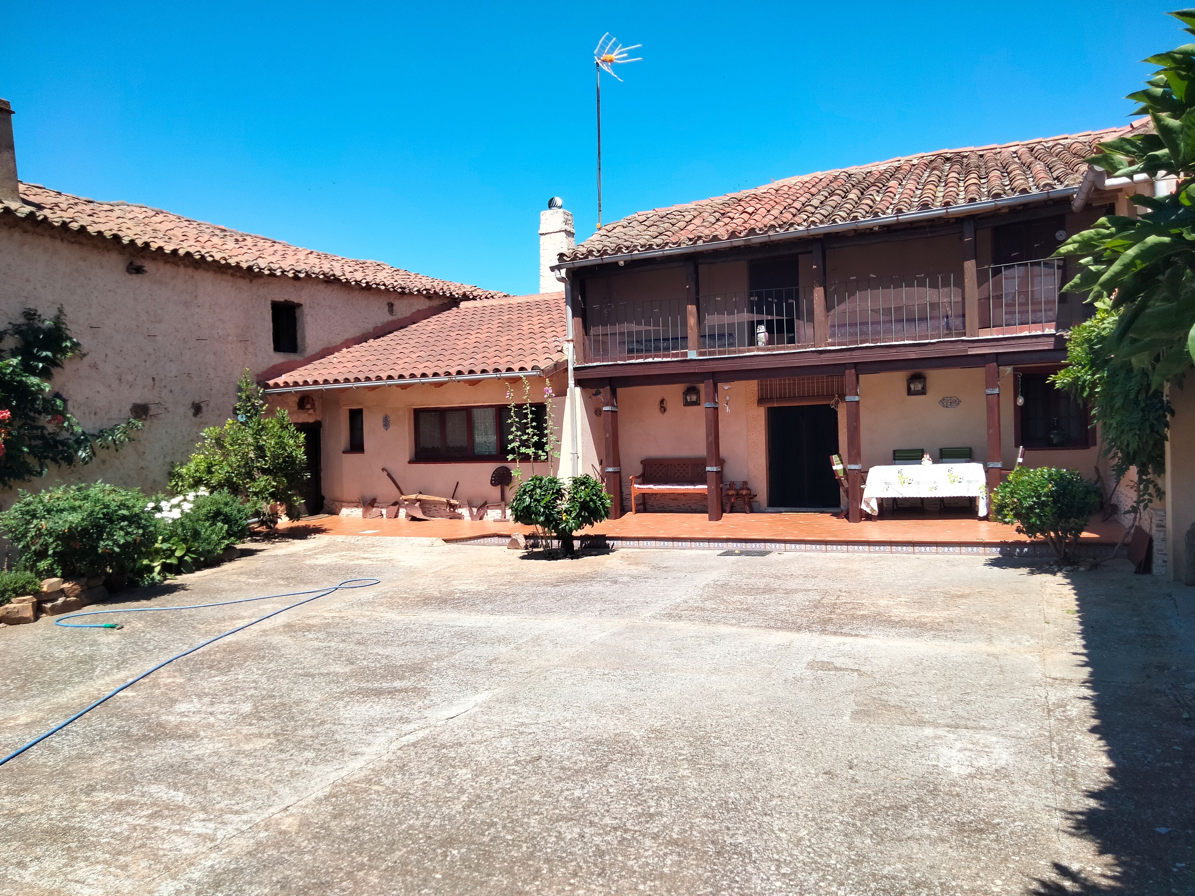Casa o xalet en venda a Milles de la Polvorosa