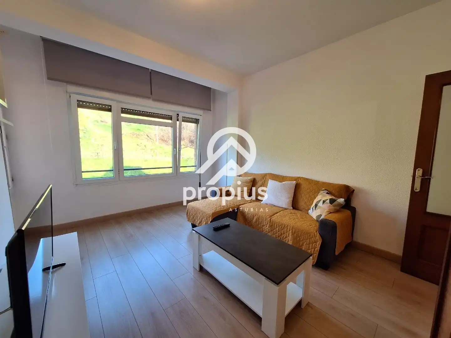 Habitación de Piso en venta en Cangas de Onís con Calefacción, Parquet y Trastero
