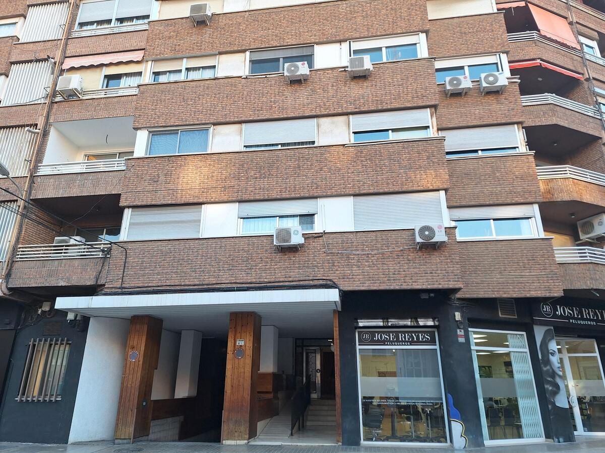 Flat for sale in Carrer de l'Uruguai, La Raïosa