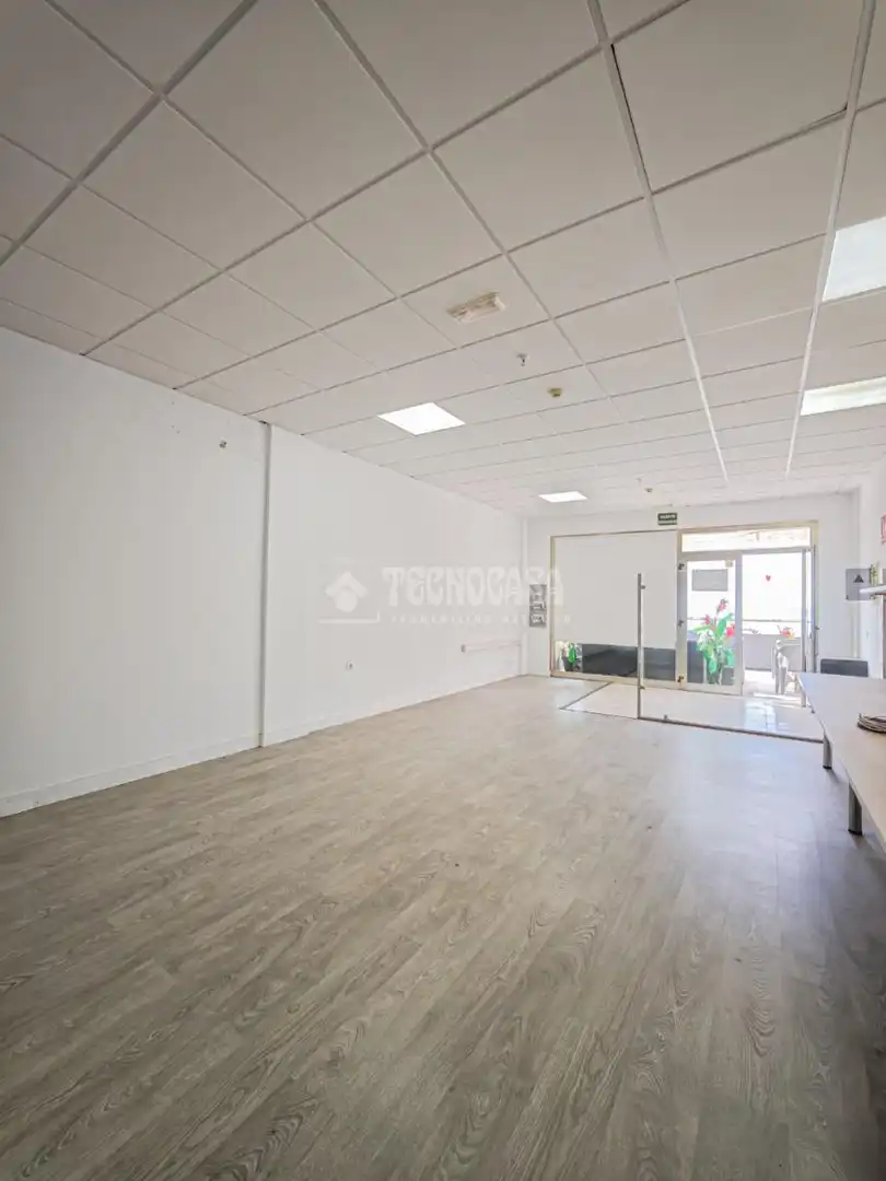 Oficina de alquiler en Arona