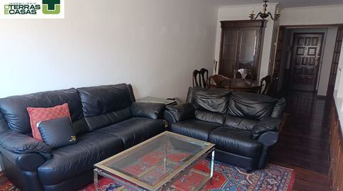 Foto 2 de Piso en venta en Cruz Gallastegui, Zona de Plaza de Barcelos, Pontevedra Capital