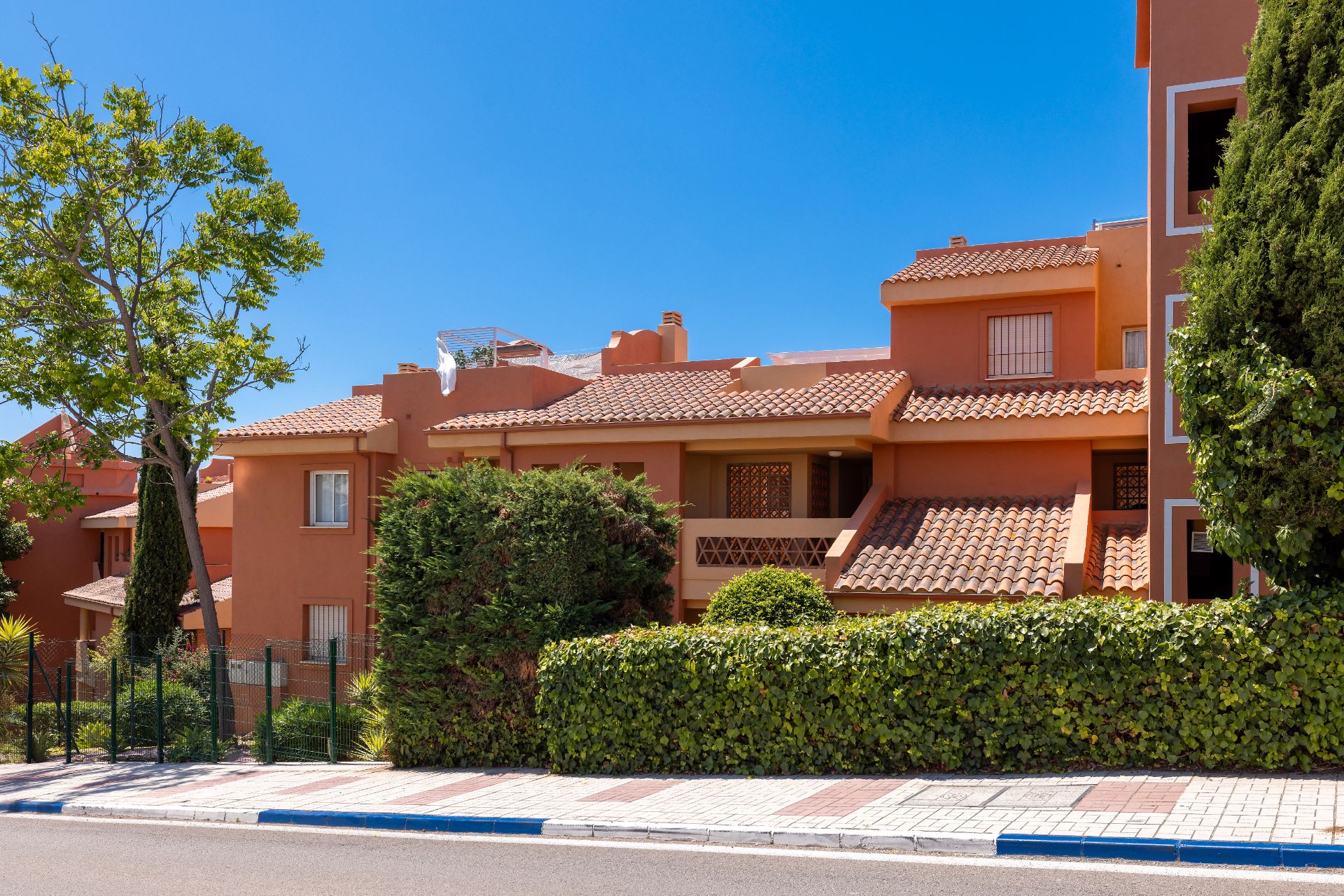 Exterior view of Apartment for sale in Marbella  with Air Conditioner, Terrace and Storage room