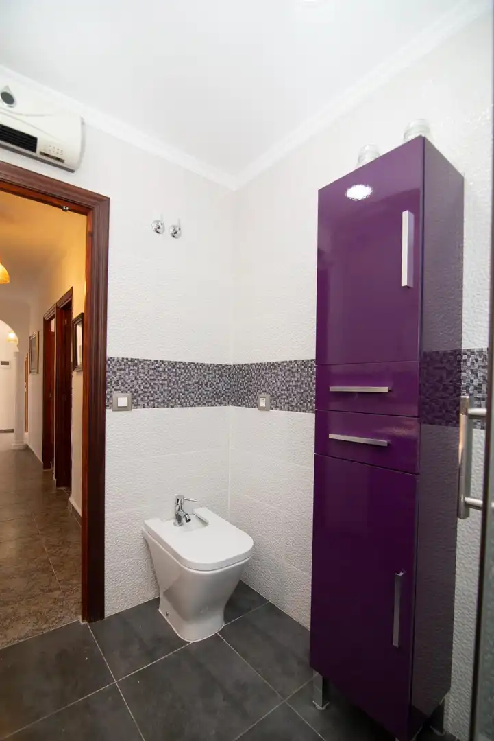 Baño de Casa o chalet en venta en Chiclana de la Frontera con Aire acondicionado, Jardín privado y Trastero