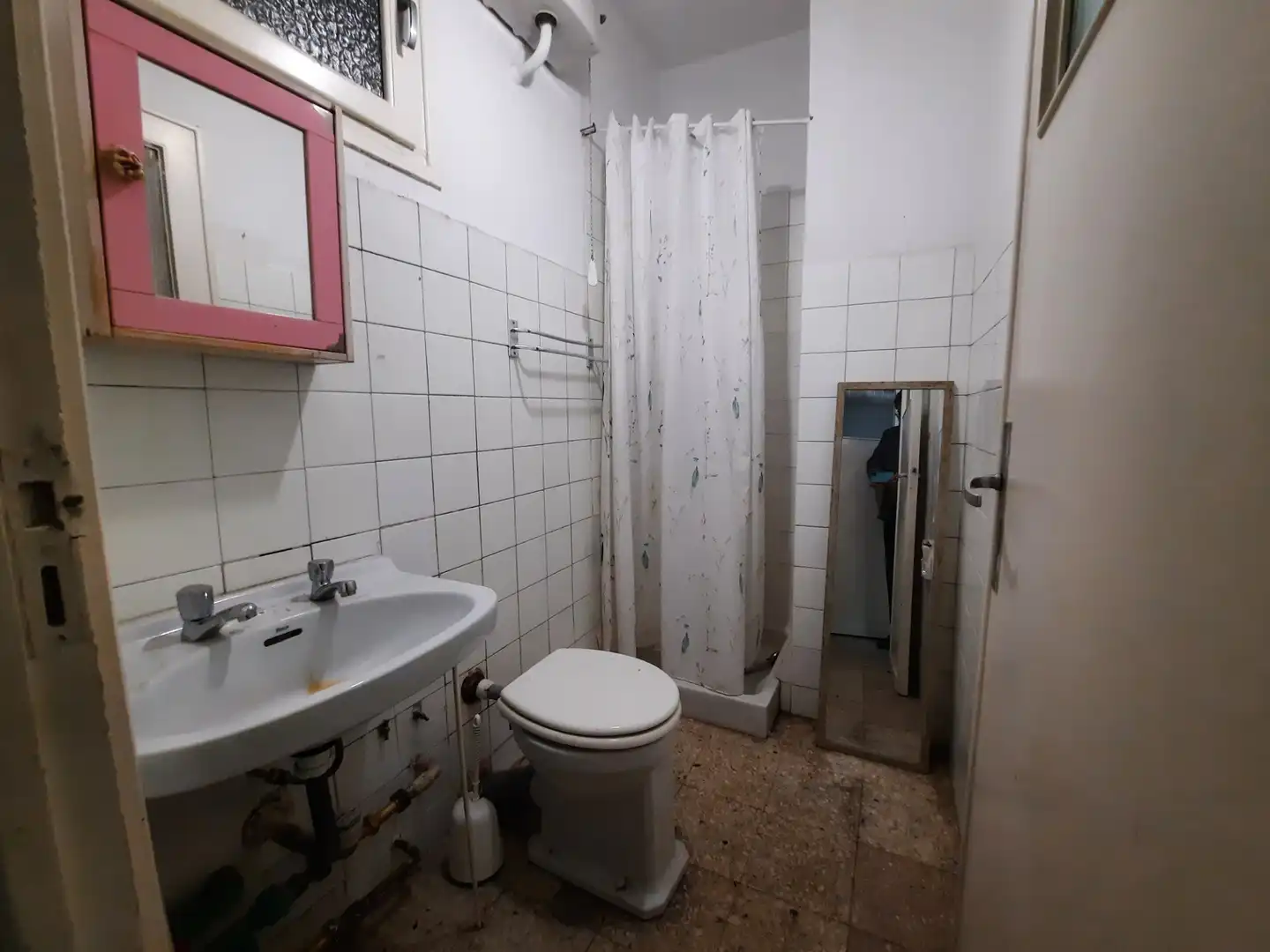 Badezimmer von Wohnung zum Verkauf in Madrid mit Heizung, Parkett und Terrasse