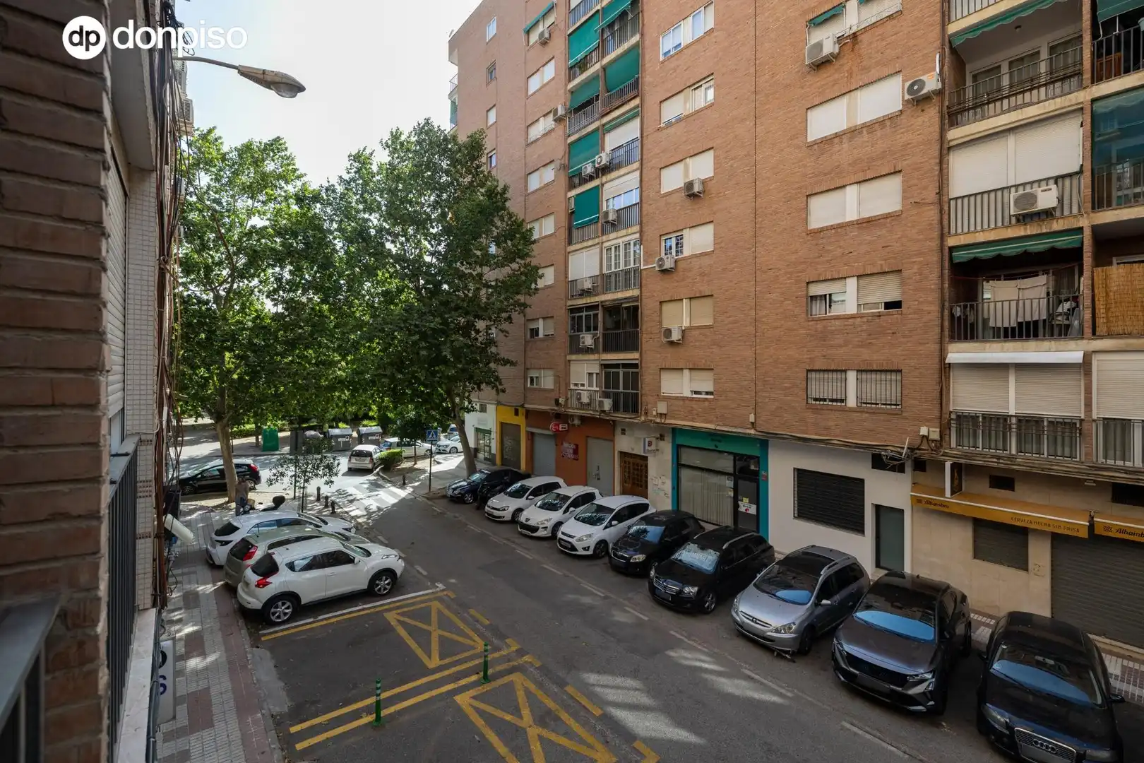 Vista exterior de Piso en venta en Granada con Terraza y Amueblado