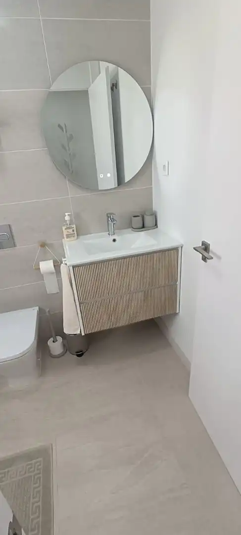 Baño de Ático de alquiler en Torrevieja con Aire acondicionado, Calefacción y Terraza