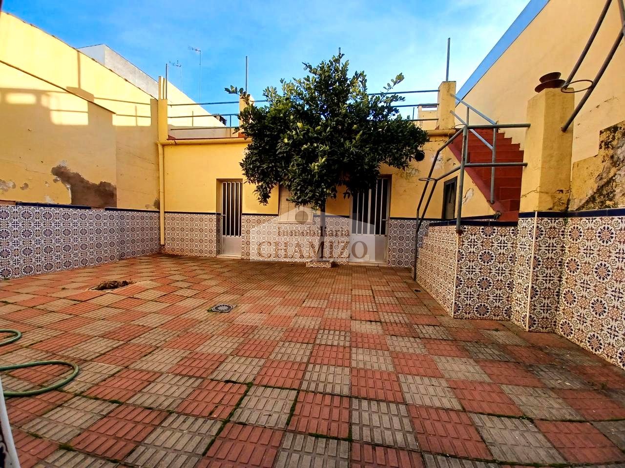 Vista exterior de Casa o chalet en venta en Villanueva de la Serena con Terraza, Trastero y Balcón