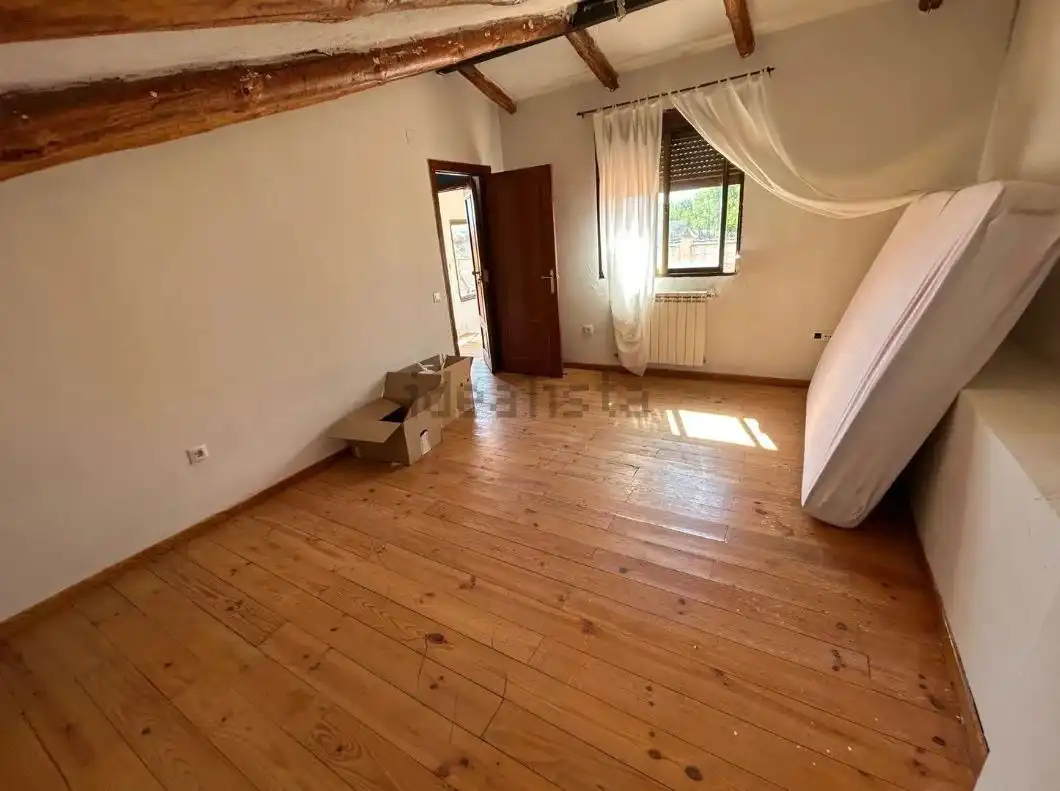 Dormitori de Casa o xalet en venda en Torralba de Calatrava amb Calefacció, Terrassa i Moblat