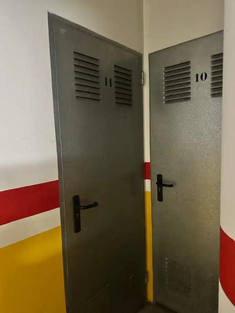 Bany de Pis de lloguer en Corcubión amb Terrassa, Traster i Moblat