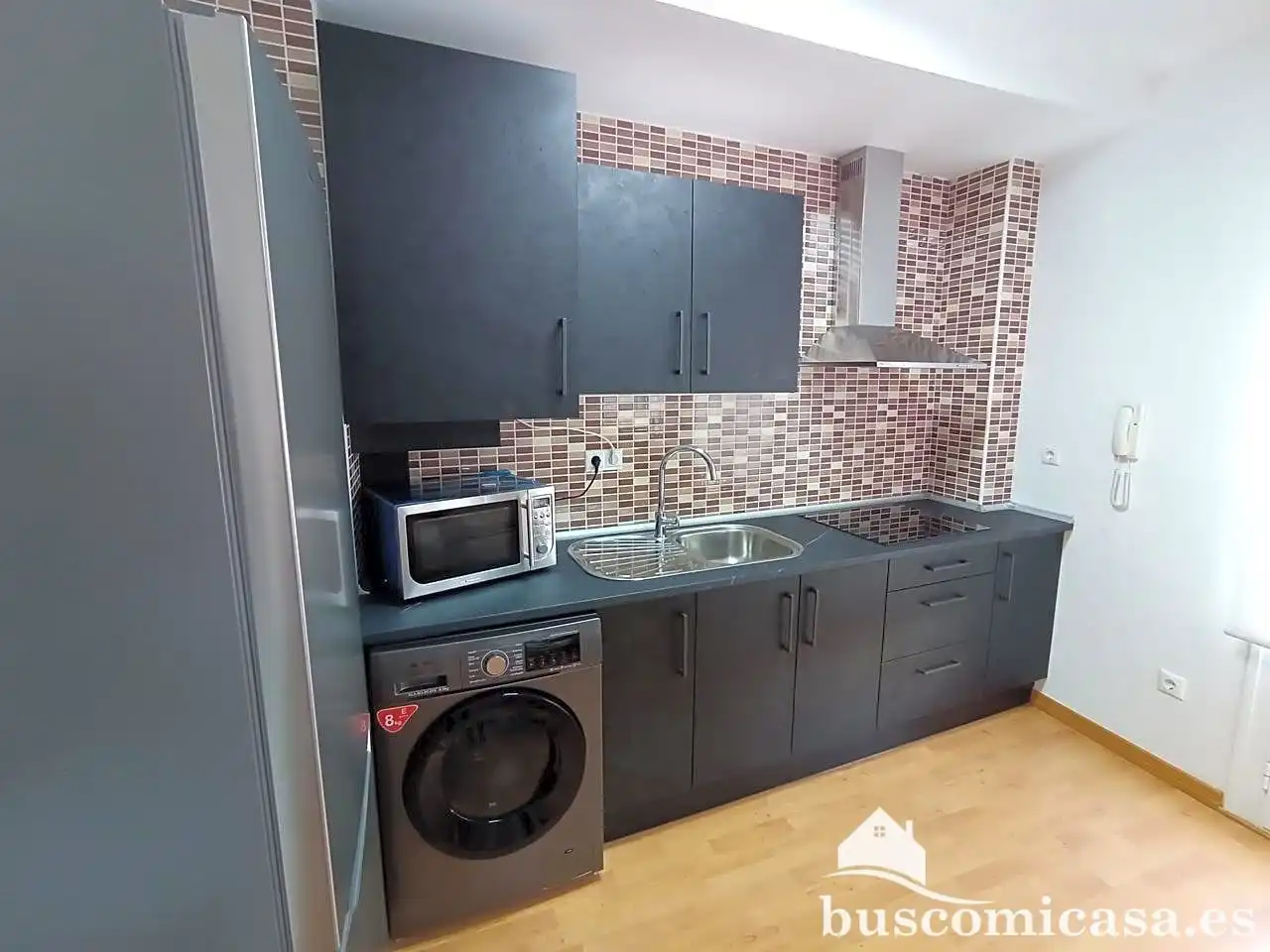 Study for rent in Alberto López Poveda, Centro ciudad