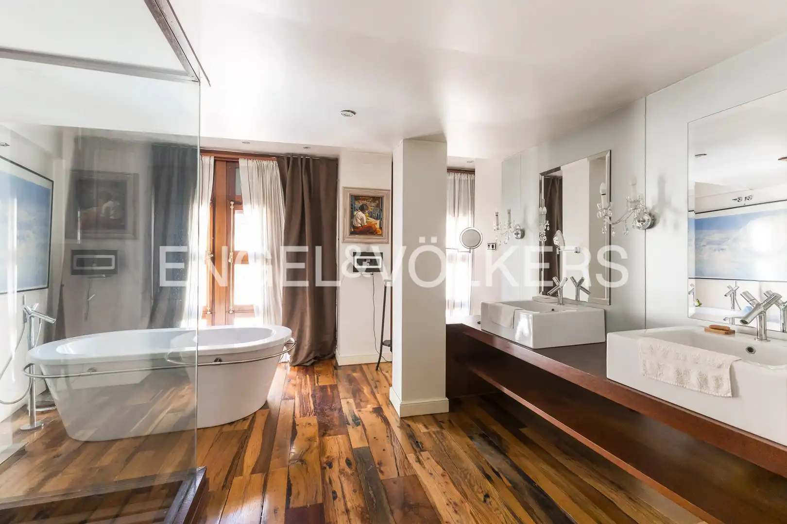 Bathroom of Houses for sale in Velilla de San Antonio  with Air Conditioner, Heating and Terrace