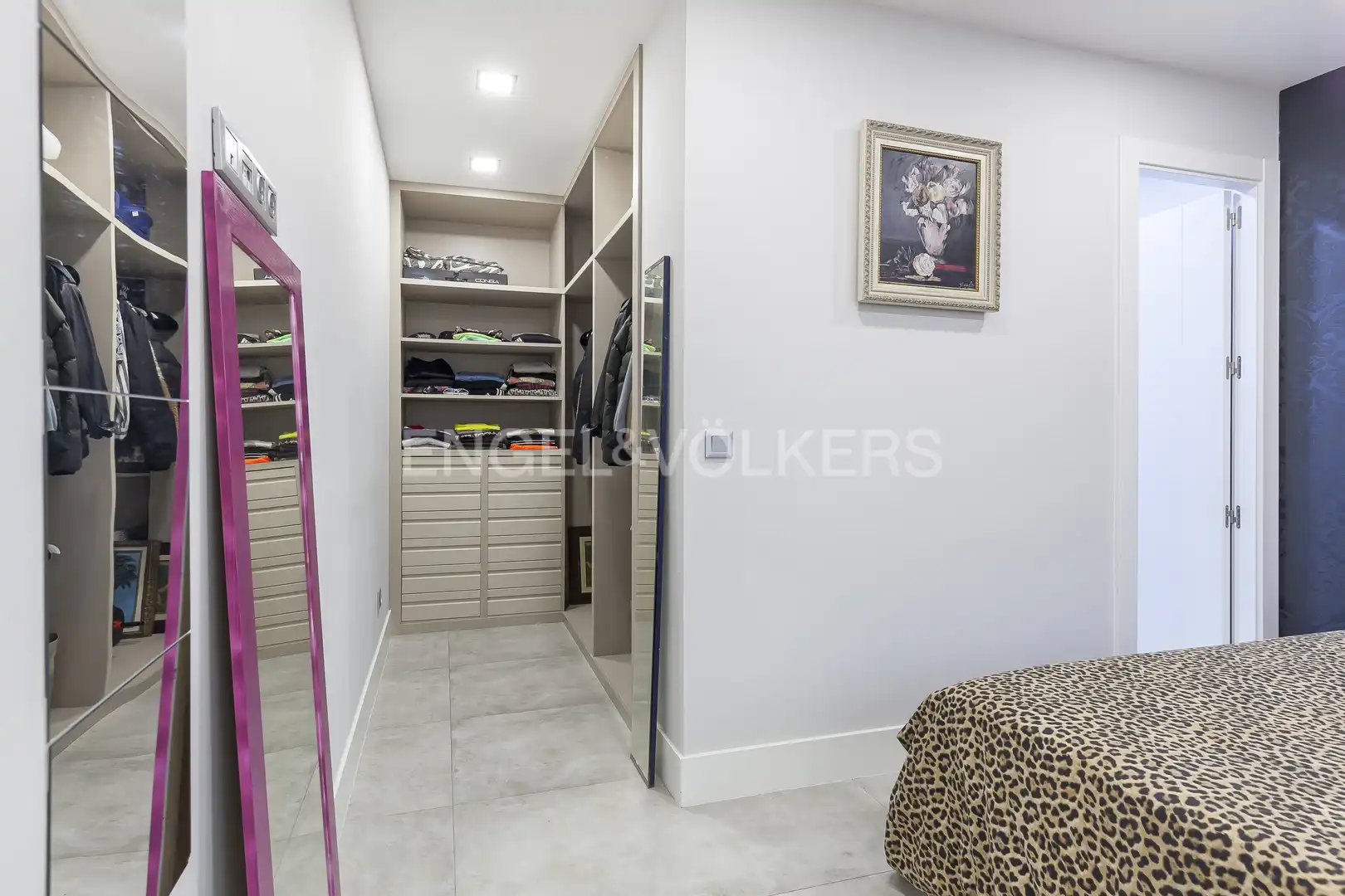 Bedroom of Flat for rent in Madrid  with Air Conditioner, Heating and Furnished