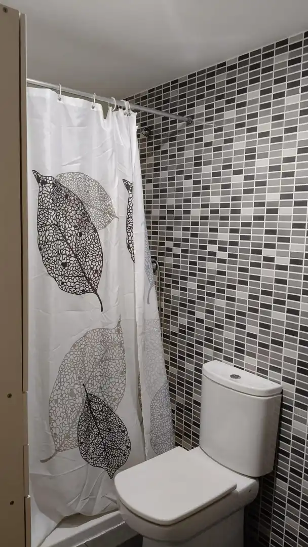 Baño de Ático en venta en Rosselló con Aire acondicionado, Calefacción y Parquet