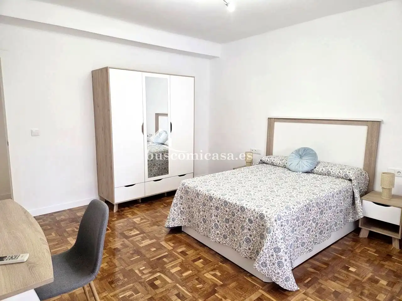 Dormitori de Pis per a compartir en Jaén amb Aire condicionat, Calefacció i Parquet