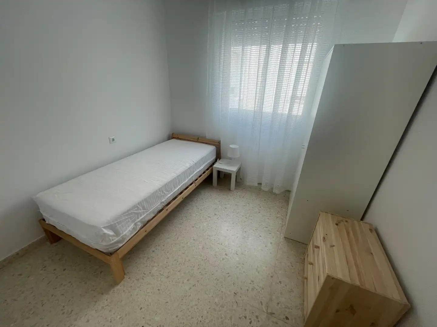 Bedroom of Flat for rent in Almendralejo  with Air Conditioner, Furnished and Oven