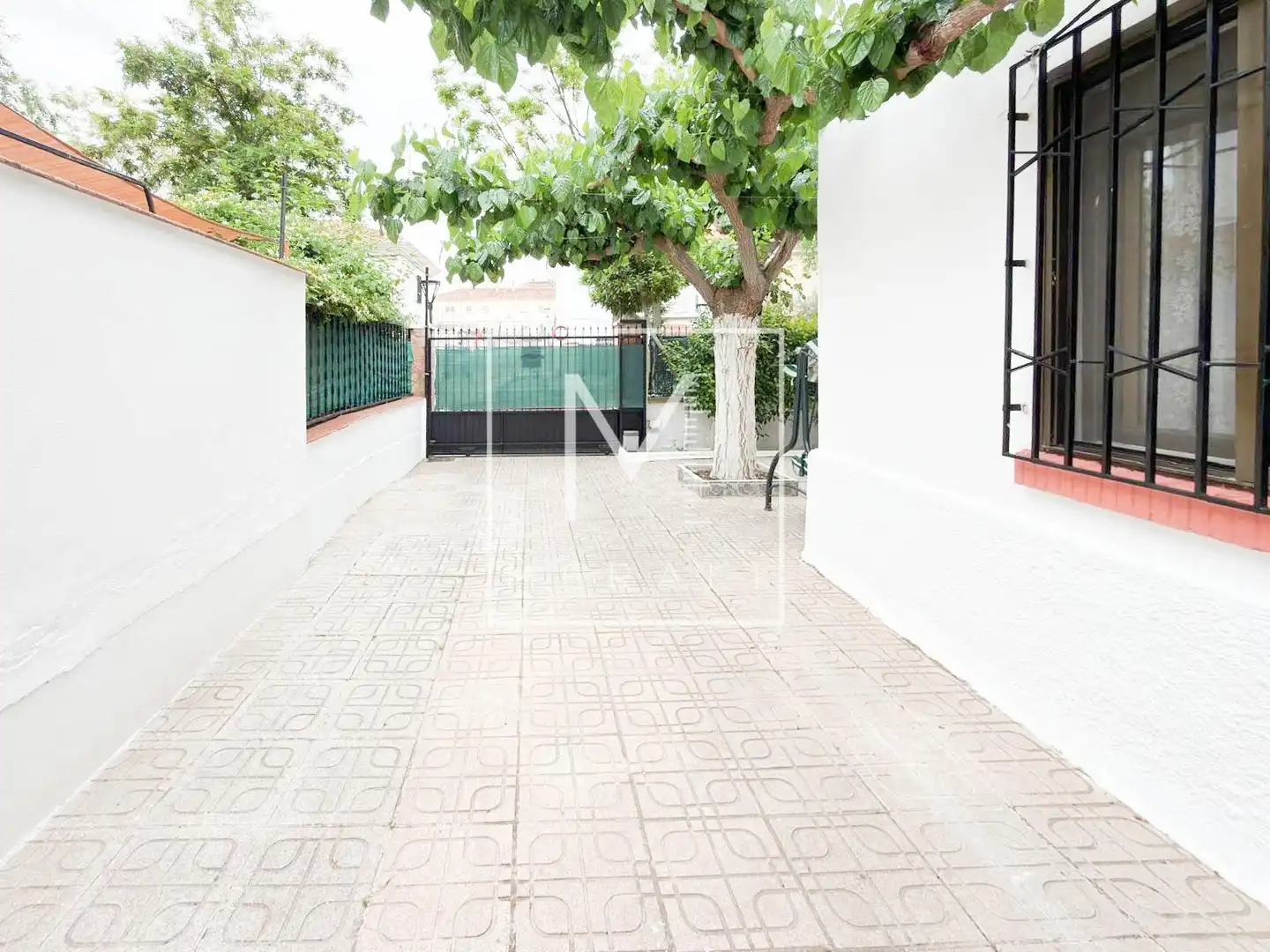 Terrassa de Casa o xalet en venda en Albacete amb Calefacció, Jardí privat i Terrassa