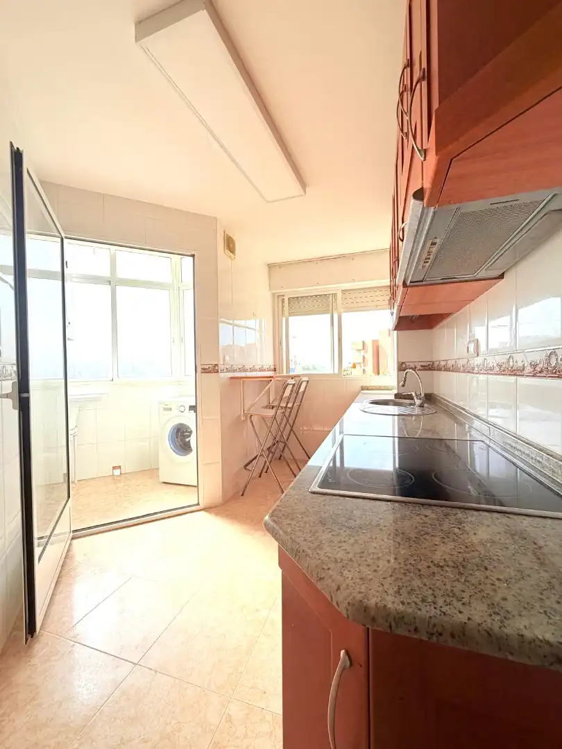 Flat with terrace to rent in Calle Milán, imagen 17