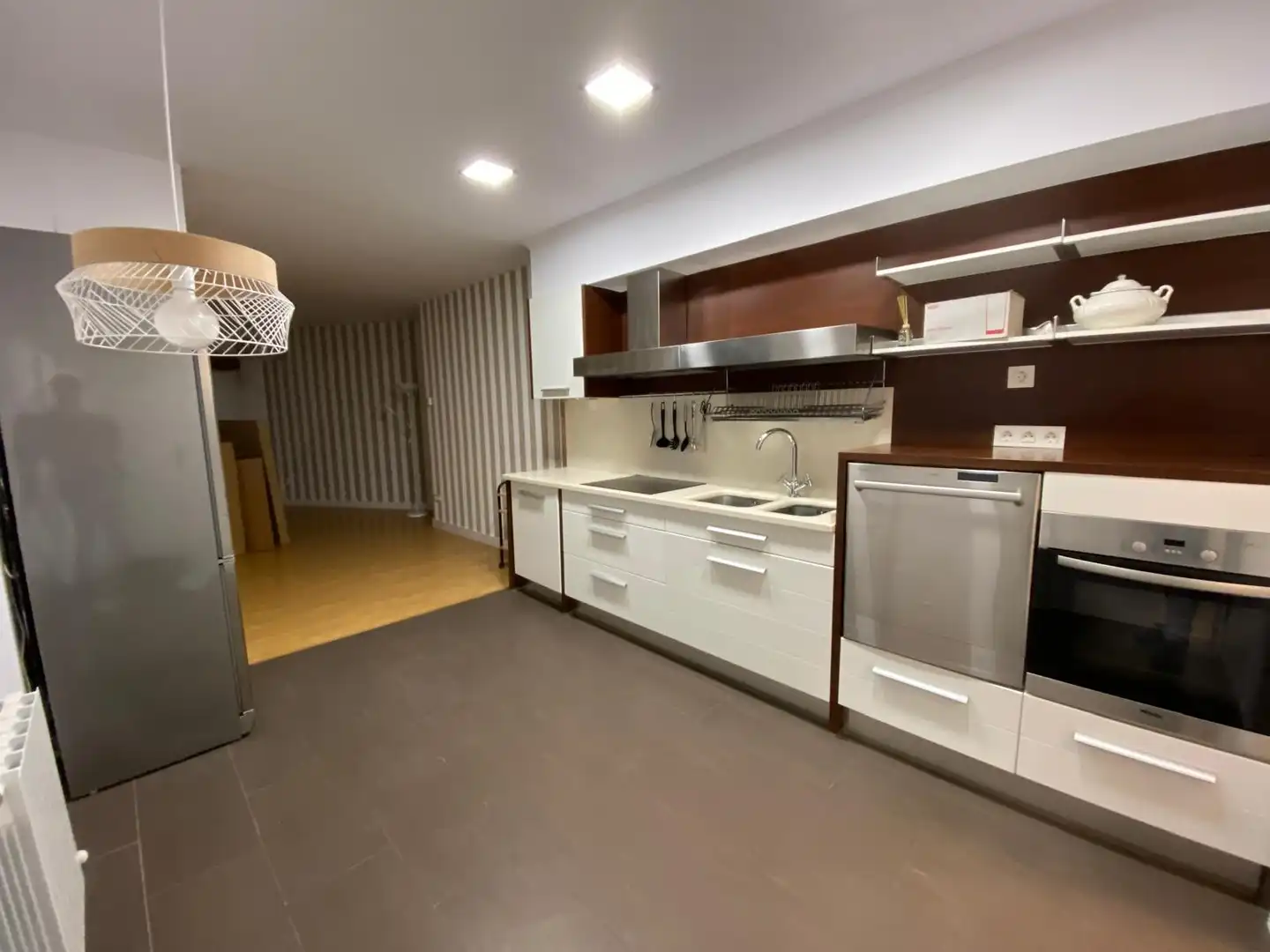 Cuina de Planta baixa en venda en Durango amb Calefacció, Parquet i Moblat