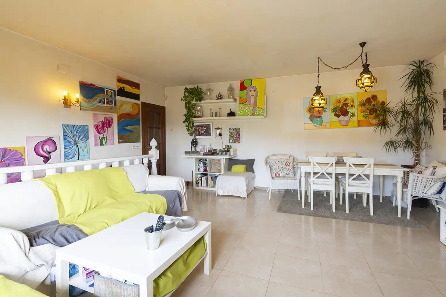 Sala de estar de Casa o chalet en venta en Calafell con Terraza y Piscina