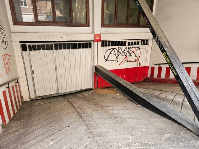 Garaje en Venta en Pio XII.aren Kalea en Desamparados