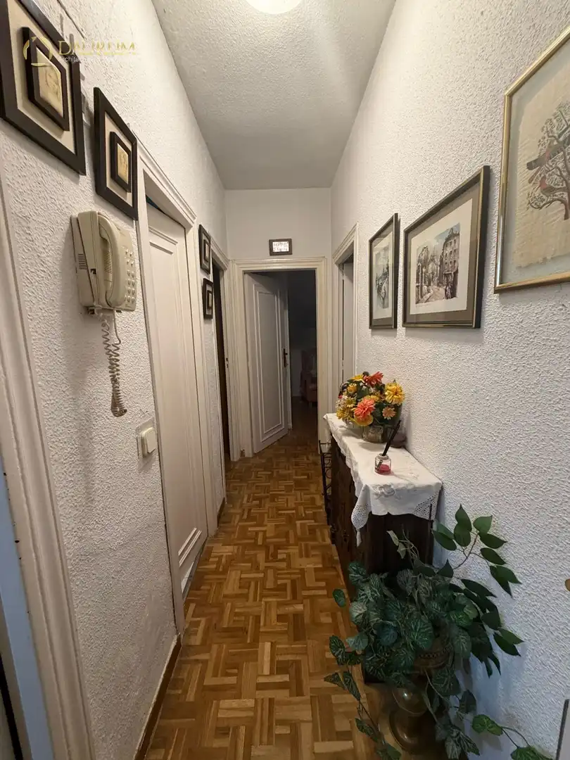 Piso en venta en Madrid con Calefacción, Piscina y Amueblado