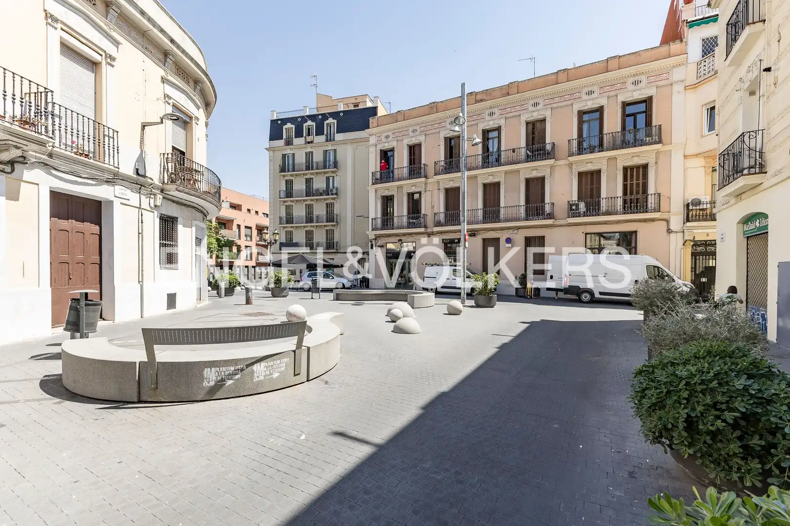 Vista exterior de Loft en venda en Barcelona amb Calefacció
