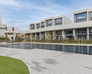 Vista exterior de Apartament de lloguer en Pozuelo de Alarcón amb Aire condicionat, Calefacció i Terrassa