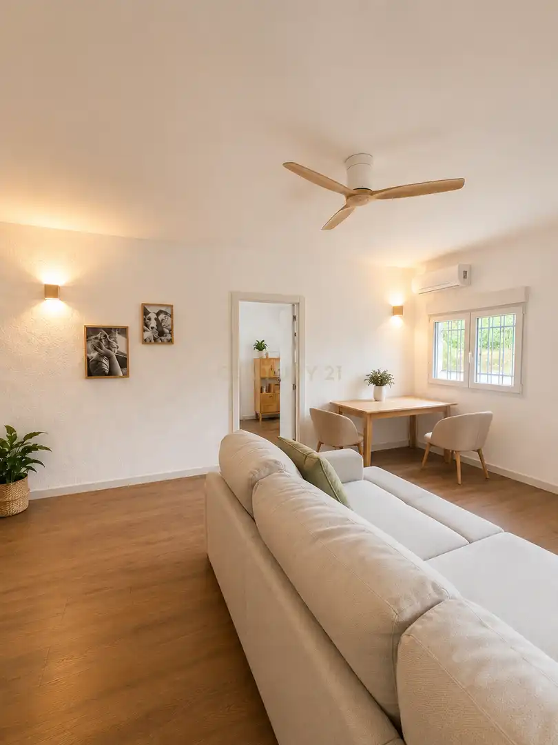 Living room of Houses for sale in Arroyo de la Luz  with Air Conditioner, Private garden and Swimming Pool