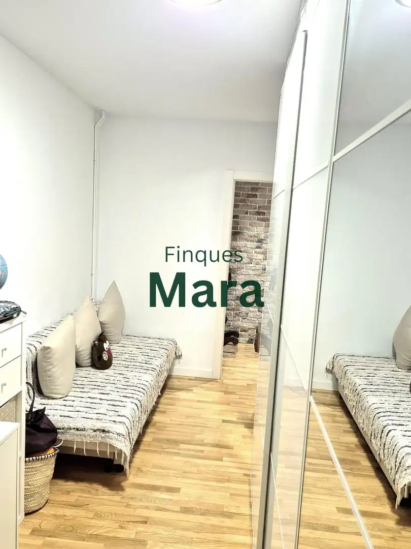 Bedroom of Flat for sale in Viladecans  with Air Conditioner, Heating and Private garden