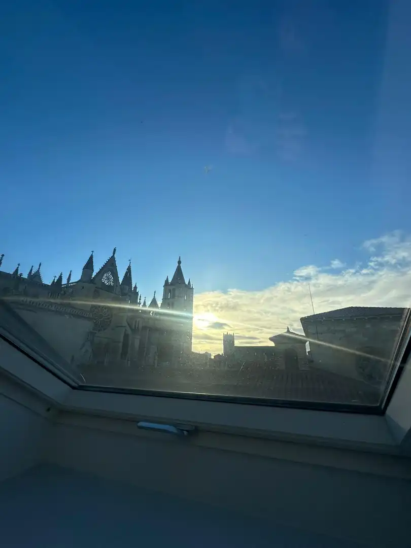 Exterior view of Attic for sale in León Capital   with Storage room