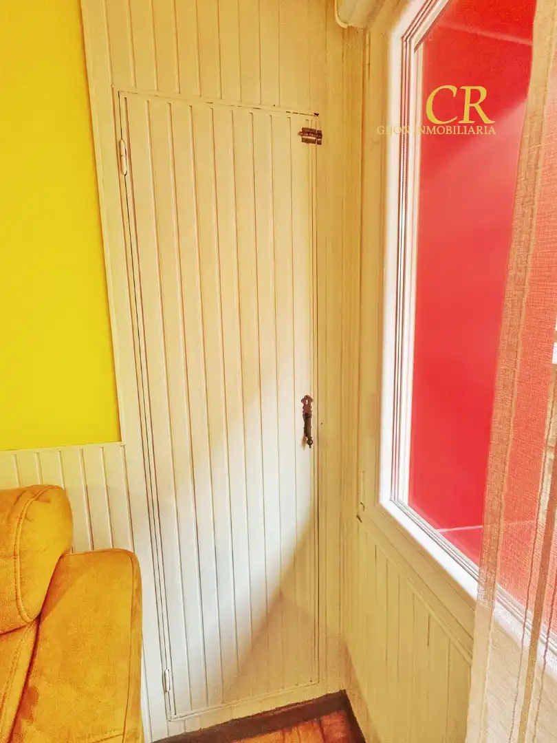 Piso en venta en Gijón  con Calefacción, Terraza y Amueblado