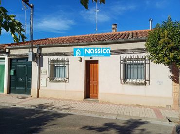 Adossat amb jardí en venda a Calahorra
