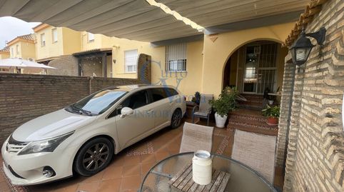 Foto 4 de Casa adosada en venda a Plaza de la Hiladora, Vista Azul - Consolación, Dos Hermanas