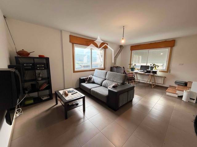 Casa adosada en Venta en Parroquias Rurales