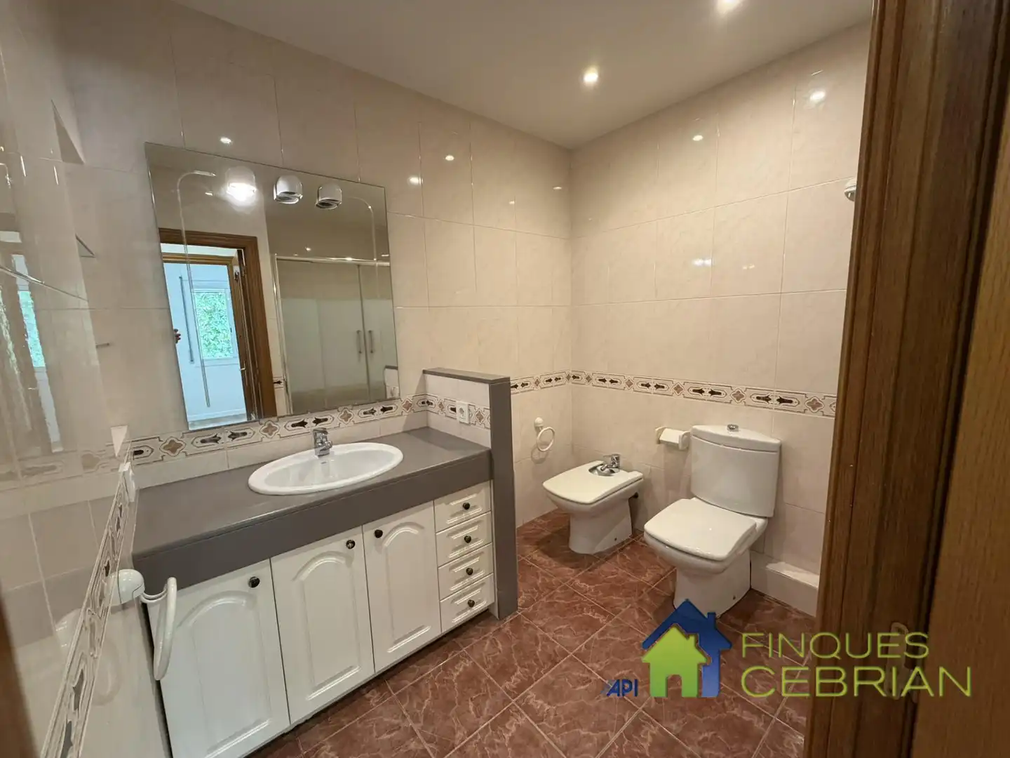 Baño de Casa adosada de alquiler en Alella con Calefacción, Jardín privado y Terraza
