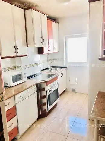 Cocina de Piso de alquiler en Villoruela con Calefacción y Amueblado