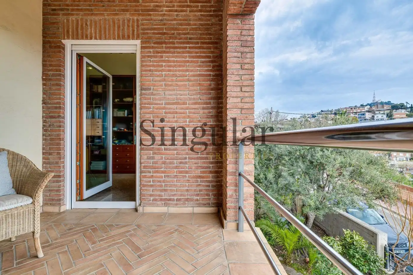 Terrassa de Casa o xalet en venda en Esplugues de Llobregat amb Calefacció, Piscina i Jacuzzi