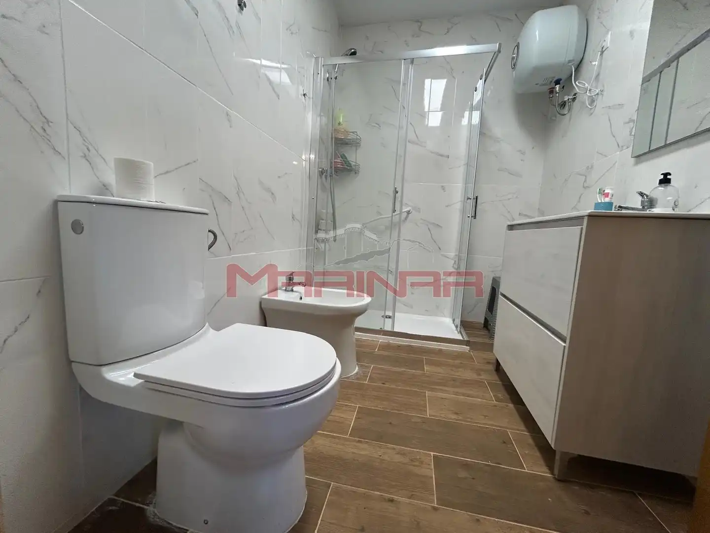 Baño de Casa adosada en venta en Seseña con Aire acondicionado, Calefacción y Jardín privado