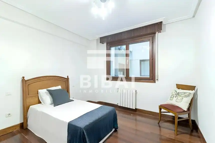 Habitación de Piso en venta en Arrasate / Mondragón con Calefacción y Balcón