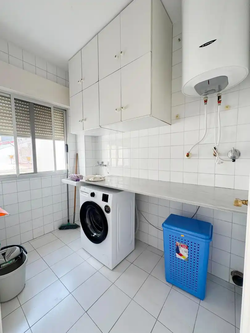 Cocina de Piso de alquiler en Dénia con Calefacción, Amueblado y Balcón