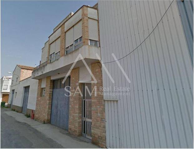 Nave industrial en Venta en Torres de Segre