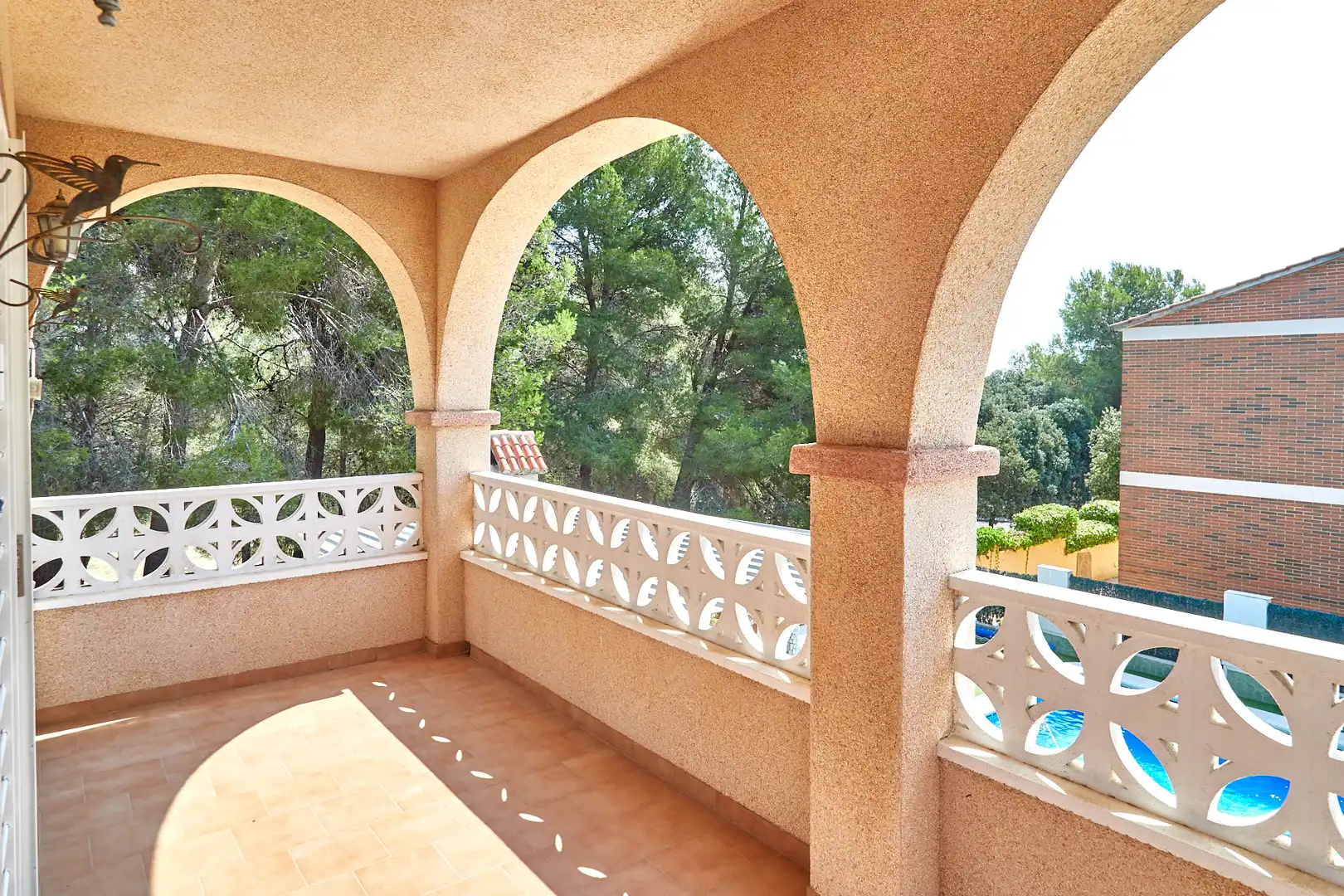 Casa amb piscina en venda a Carrer del Poniol, imagen 4