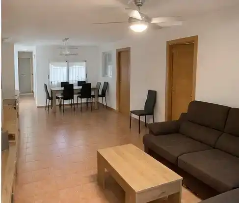 Sala d'estar de Pis en venda en Benifaió amb Aire condicionat, Traster i Moblat