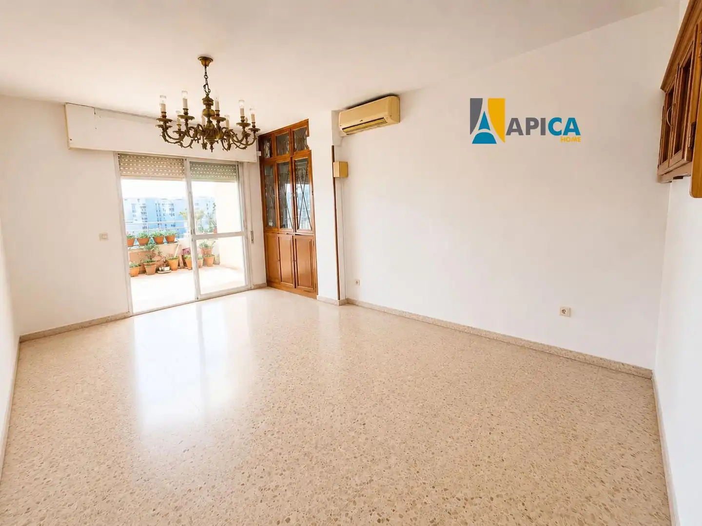 Sala de estar de Piso en venta en El Puerto de Santa María con Aire acondicionado y Terraza