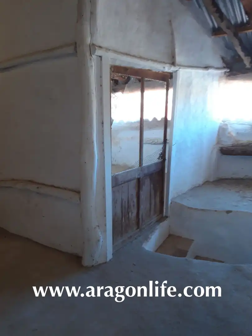 Houses for sale in Fabara  with Storage room, Furnished and Oven