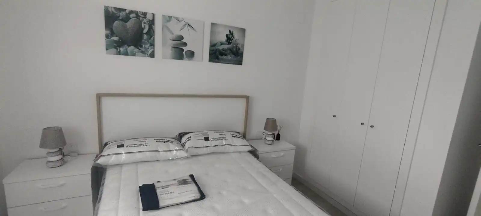 Appartamento con terrazza in affitto a Quatre Carreres, imagen 7