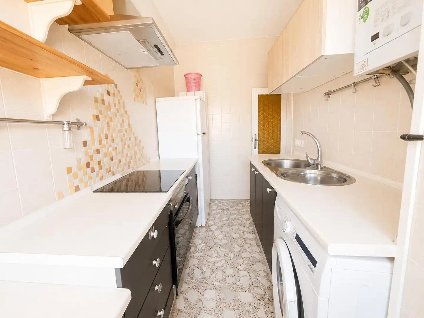 Cocina de Apartamento en venta en Madrid con Aire acondicionado, Calefacción y Parquet