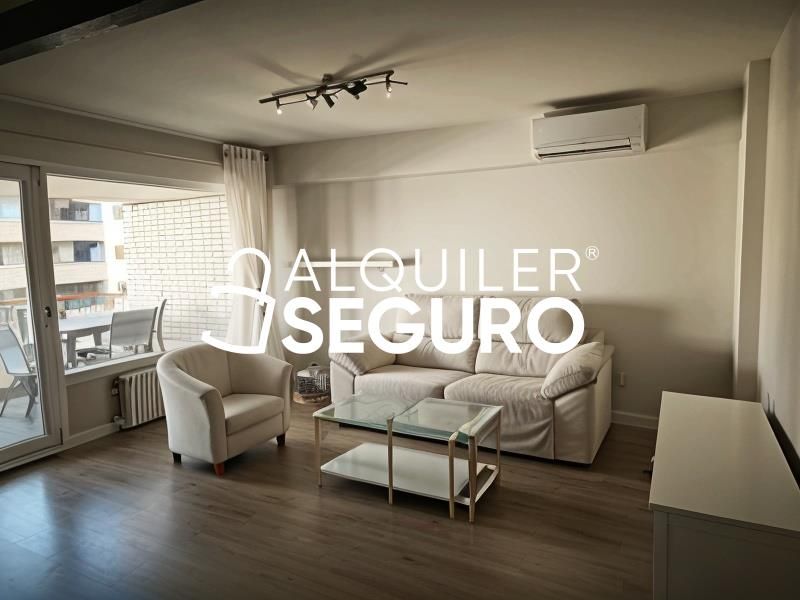 Sala d'estar de Pis de lloguer en  Zaragoza Capital amb Aire condicionat, Calefacció i Terrassa