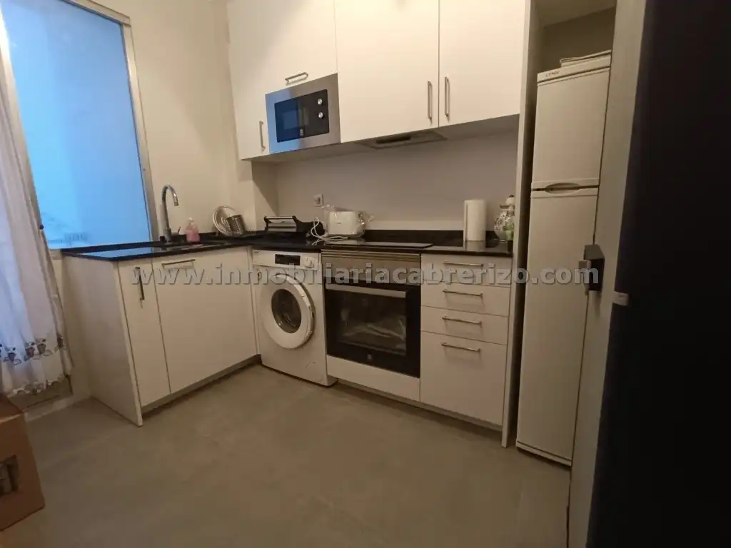 Kitchen of Flat for rent in  Logroño  with Heating, Parquet flooring and Terrace