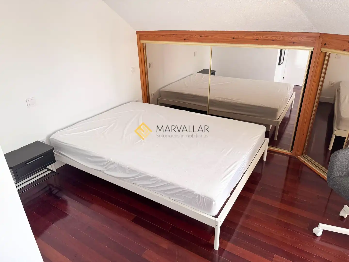Habitación de Dúplex de alquiler en Santa Cruz de Bezana con Calefacción, Terraza y Amueblado